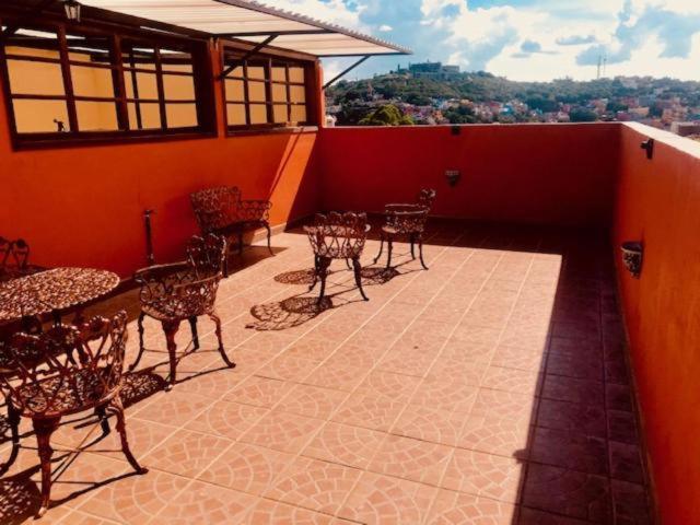 Departamentos Suites Centro * Guanajuato